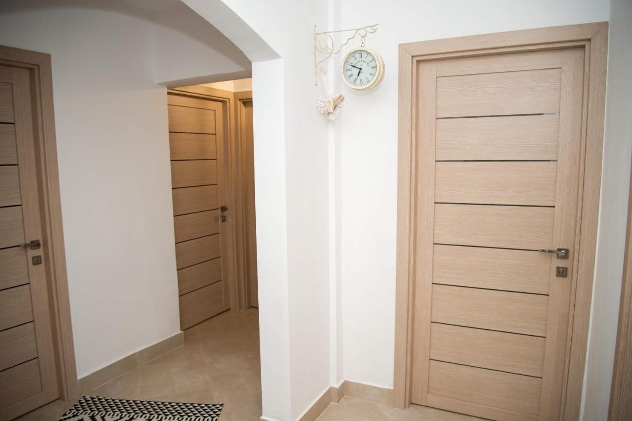 Apartament Daria Tîrgu Ocna Exterior foto